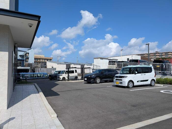 Villa Izumi Chuo の駐車場