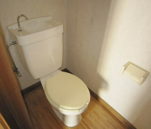 川崎市多摩区登戸の賃貸マンションのトイレ
