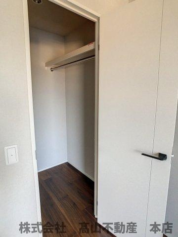 宗像市東郷５丁目の賃貸マンションの収納