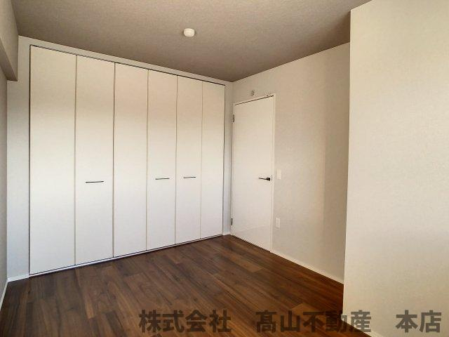宗像市東郷５丁目の賃貸マンションの居間・リビング