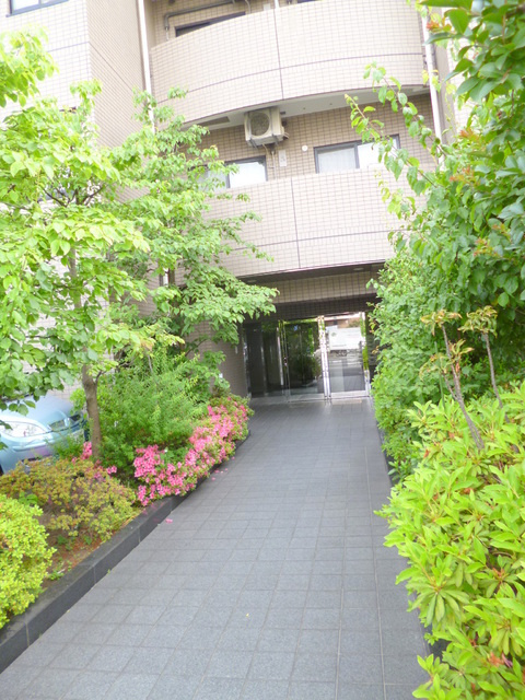 サンコートマンションのロビー|★エントランスです★