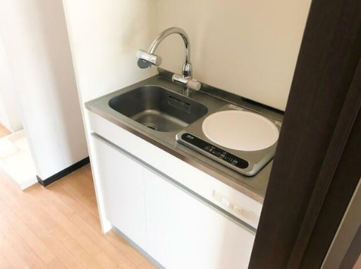 アヴァンセ西遊のキッチン|※別部屋参考写真
