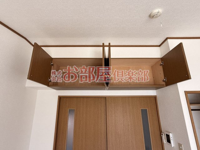 セカンドキャビンの収納|大きなものも収納できそうです