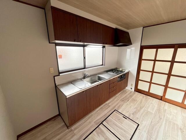 安芸郡坂町坂西１丁目の一戸建てのキッチン