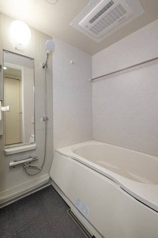 トレステージ目黒の浴室|※写真は同タイプ住戸です。