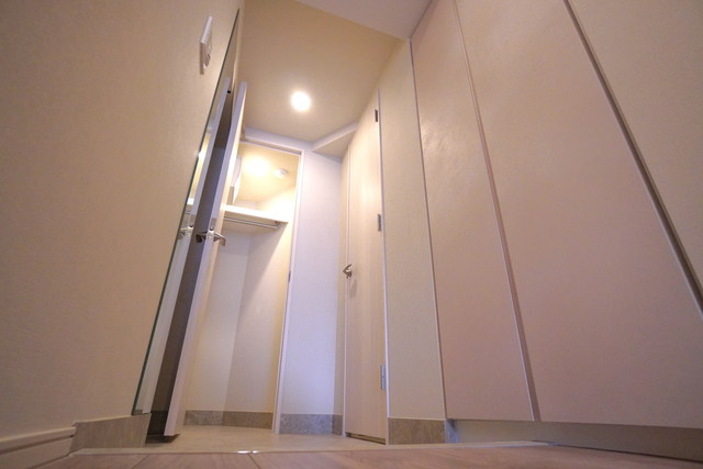 イプセ碑文谷の玄関|※写真は同タイプ住戸です。
