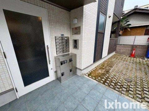 フローリッシュ正雀本町のエントランス
