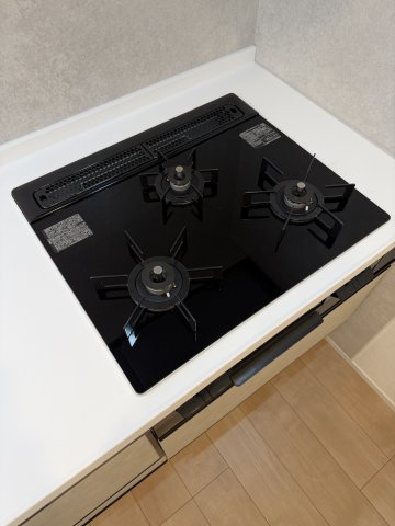 ベルエア新高円寺のキッチン|3口ガスコンロ