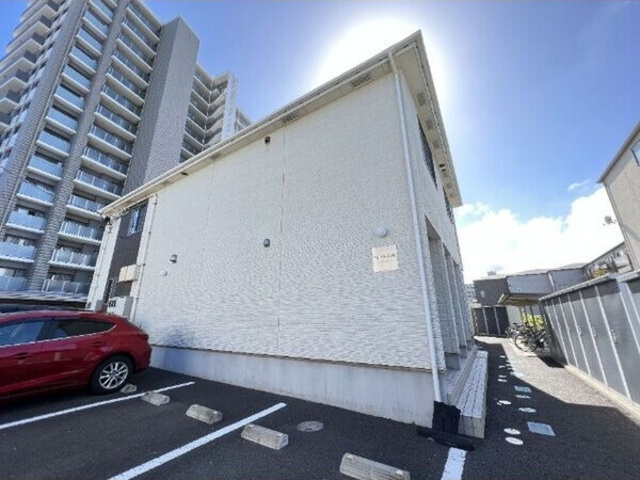 フェリーズ南仙台の駐車場