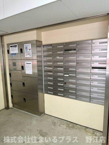 LUXE都島Ⅲのロビー