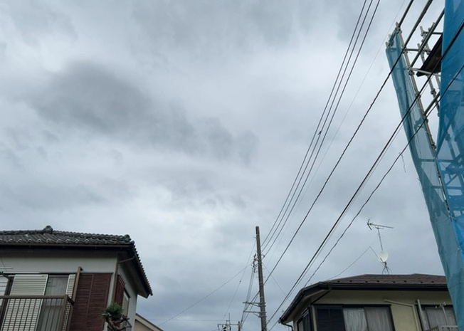 【展望】 | 桜や紅葉の名所に出かける人は多いと思いますが、家にいながら季節の移ろいを感じる生活を送りませんか？リビングや窓から見える景色が生活を彩るワンポイントに！現地から見える景色を堪能してみては如何でしょう。