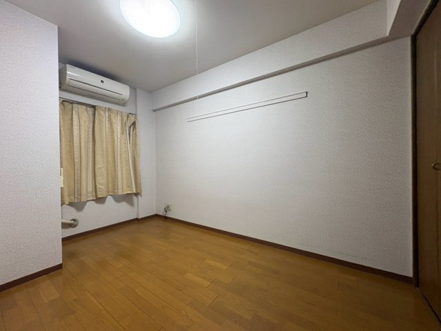 グリーンコーポ富田林の洋室