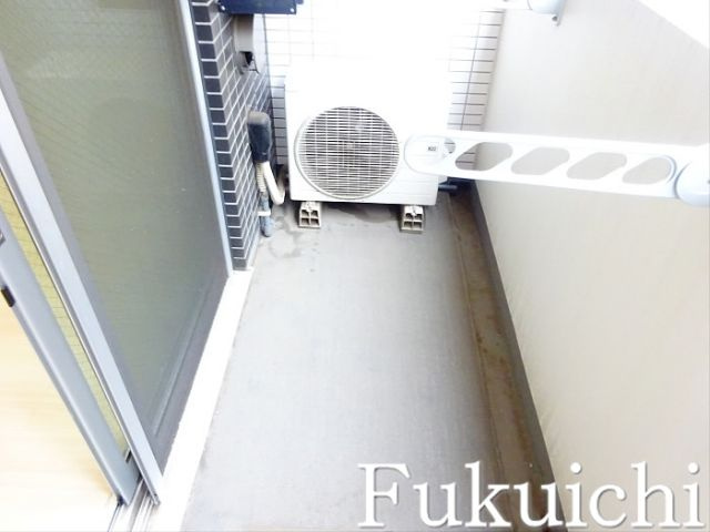 プレミアムコート都立大学のバルコニー