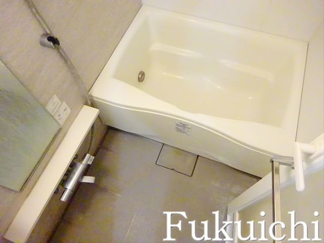 プレミアムコート都立大学の浴室