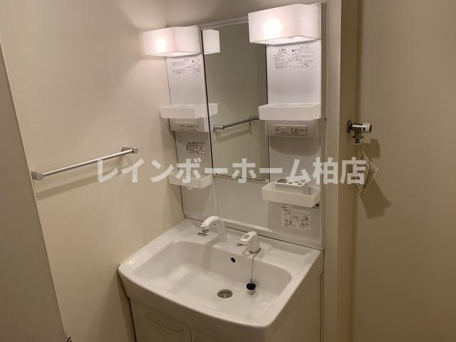 特典：仲介手数料が無料です!!の洗面所