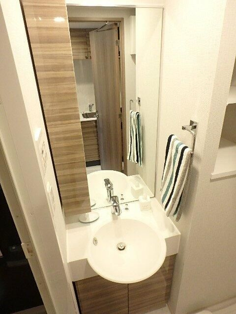 立川市曙町２丁目の賃貸マンションの独立洗面台