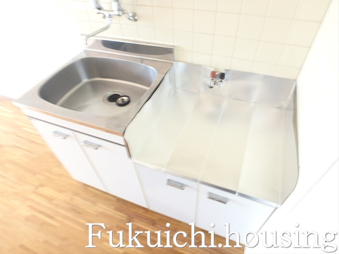 アーバンパレス赤堤のキッチン