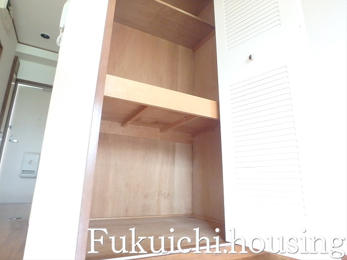 アーバンパレス赤堤の収納