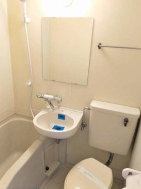 横須賀市汐入町１丁目の賃貸マンションの浴室