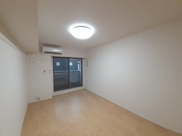 ラウレア宇治の居間・リビング