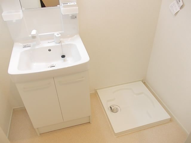ラウレア宇治の洗面所