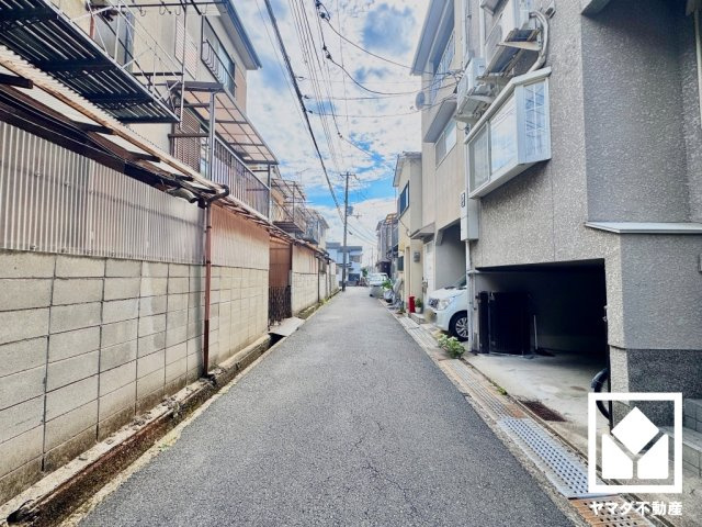 宇治市小倉町山際の前面道路含む現地写真