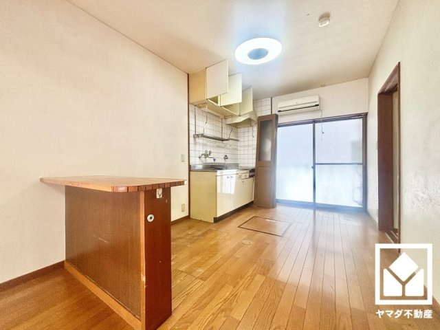 宇治市小倉町山際の居間・リビング