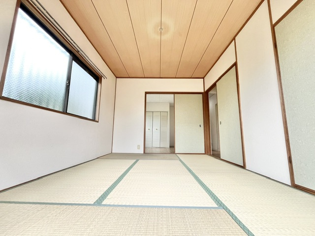サンハイム千代田壱番館の和室