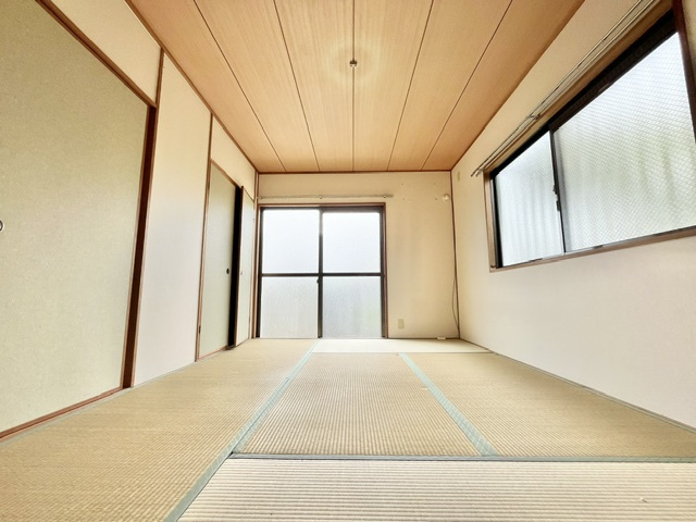 サンハイム千代田壱番館の和室