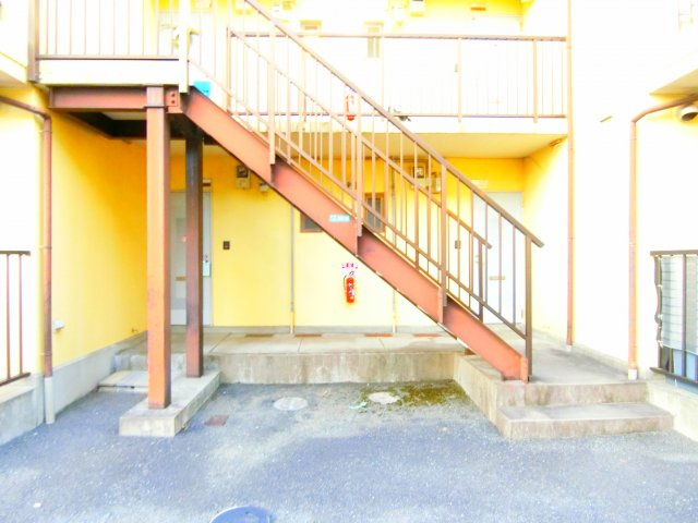 サンハイム千代田壱番館のエントランス