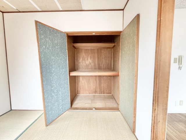 サンハイム千代田壱番館の収納