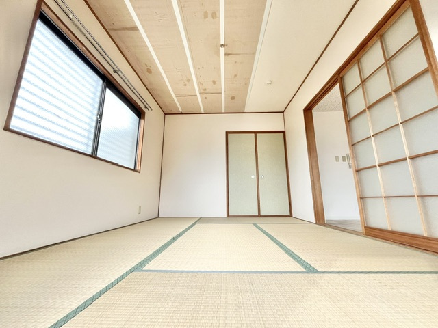 サンハイム千代田壱番館の和室