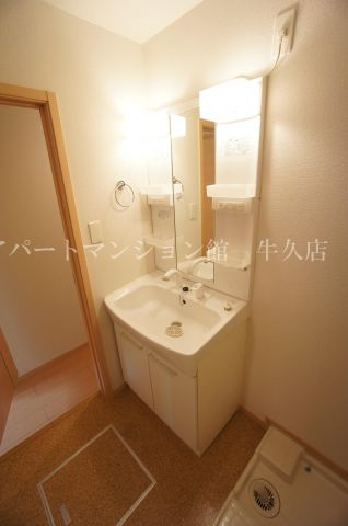 パークサイド・テラスの独立洗面台