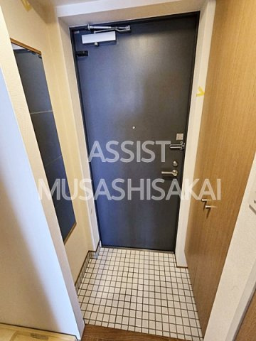 ビイルーム小金井の玄関