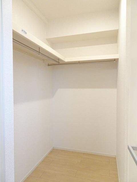 カーサ　ブローテＦの収納