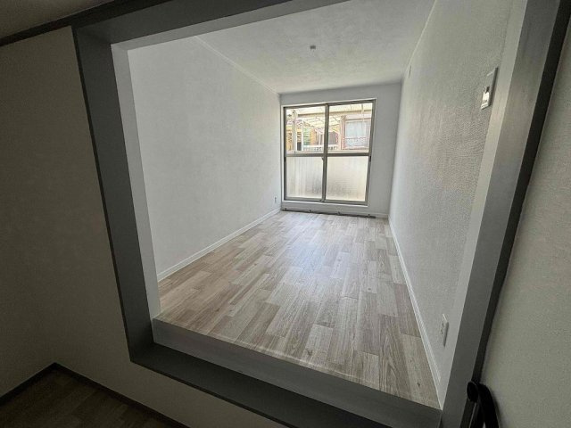 高丸7丁目戸建の洋室