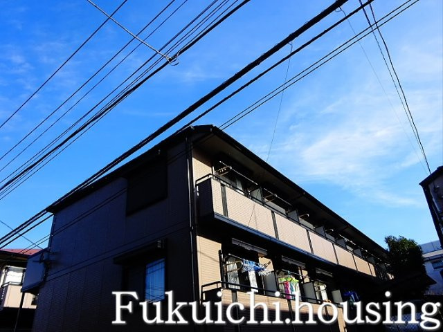 クレセント経堂の外観