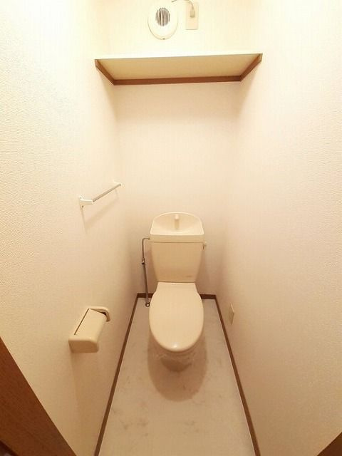 モンラルジュ８番館のトイレ