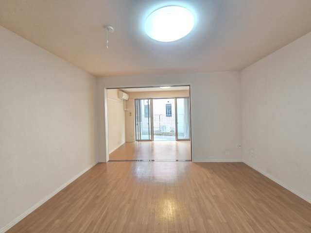 【洋室】 | COMFORT額原