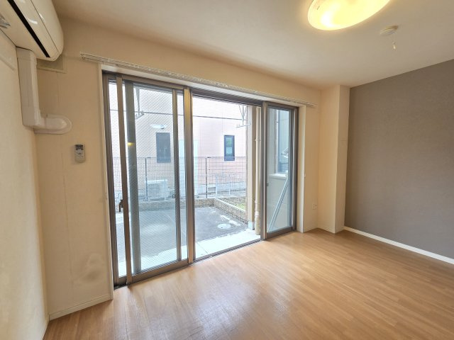 【洋室】 | COMFORT額原
