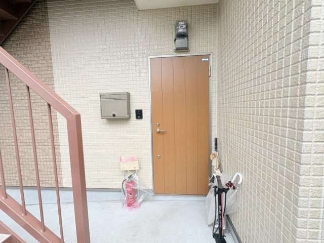 大字小松の玄関