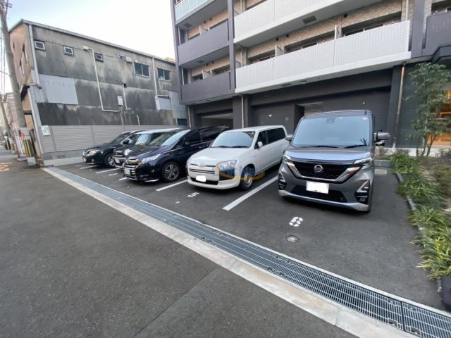 【駐車場】 | エスリード弁天町ベイコート