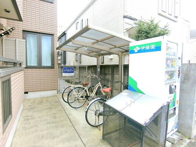 Ｂｒｉｓｅ　ｖｅｒｔのその他共用部分|★屋根付き駐輪スペース★