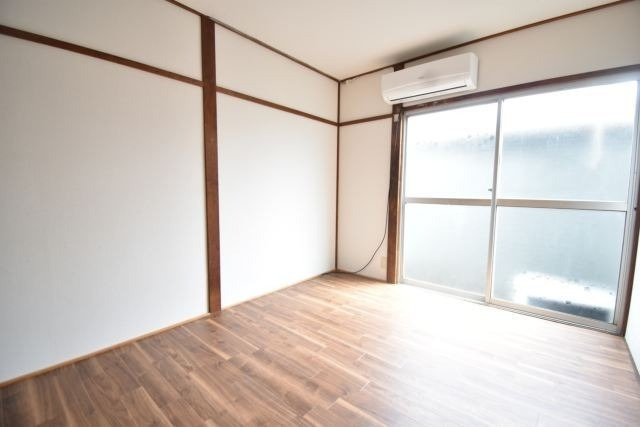 Ｔ－ＨＯＵＳＥの内装