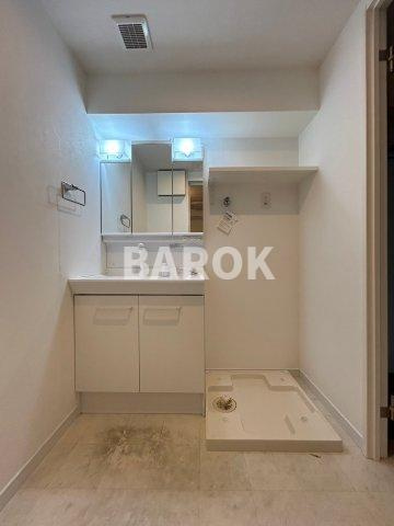福岡市中央区六本松３丁目の賃貸マンションの洗面所