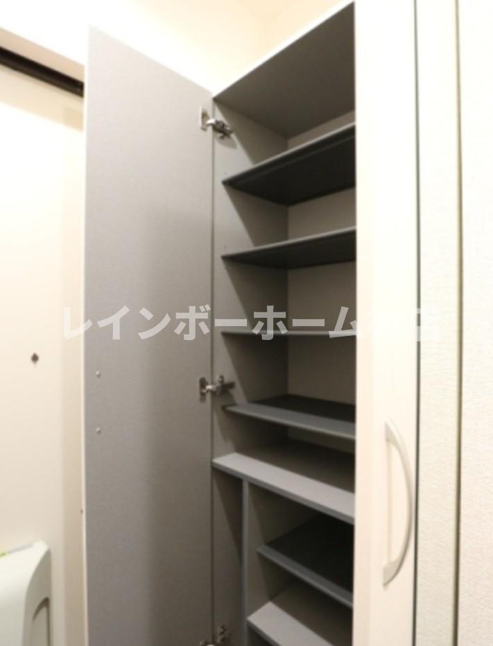 仲介手数料（賃料の1.10ヵ月）の50％OFF対象物件！の玄関|シンプルで使いやすい玄関です