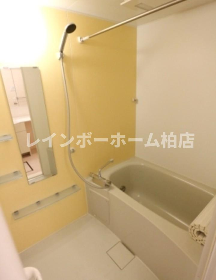 仲介手数料（賃料の1.10ヵ月）の50％OFF対象物件！の浴室|コンパクトで使いやすいお風呂です