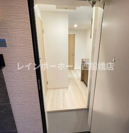 MELDIA八千代台北1丁目Bの玄関