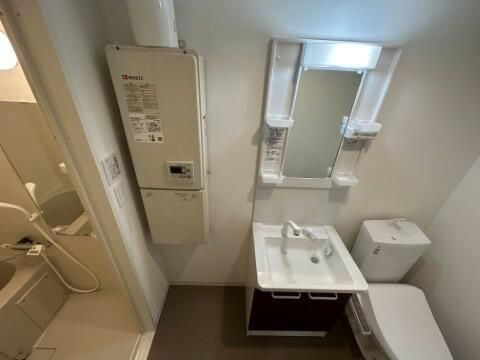エクスフォート板橋の洗面所