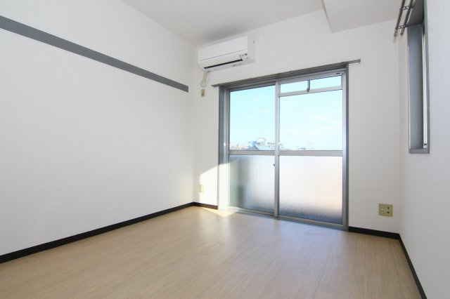 メゾン綱島高田町の洋室|別部屋の参考写真です。